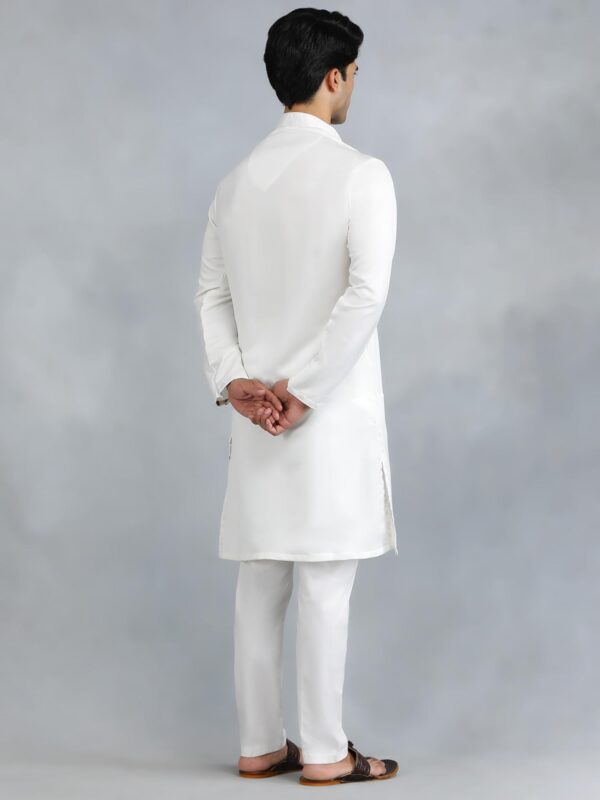 Delicate White Bel Buti Printed Kurta - Image 2