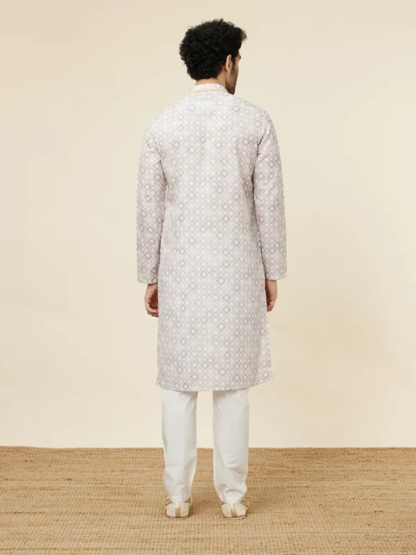 Ivory Cream Geometric Patterned Kurta - Image 2